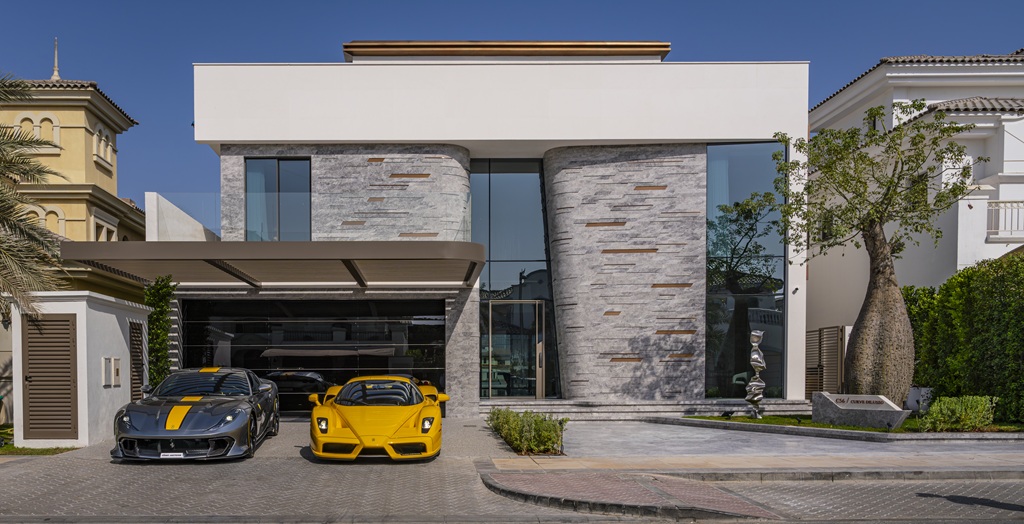 Curve DiLusso_Exterior1