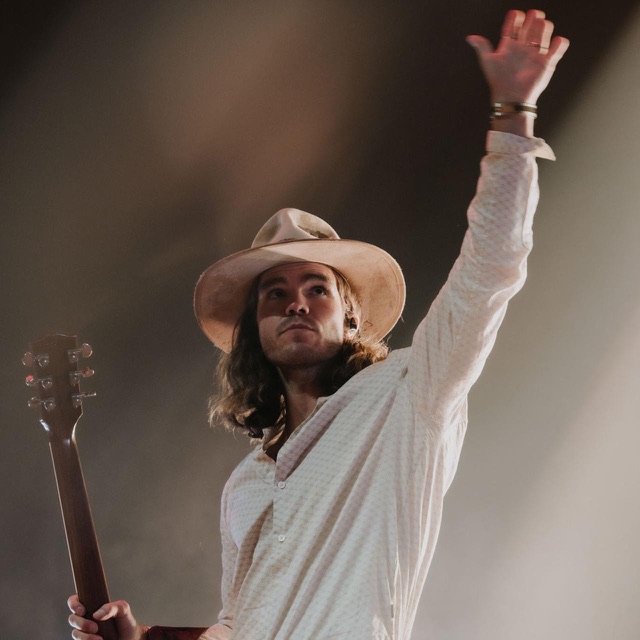 c6e764fa-7cbe-4cf1-a8a1-d8d0c501f4b7