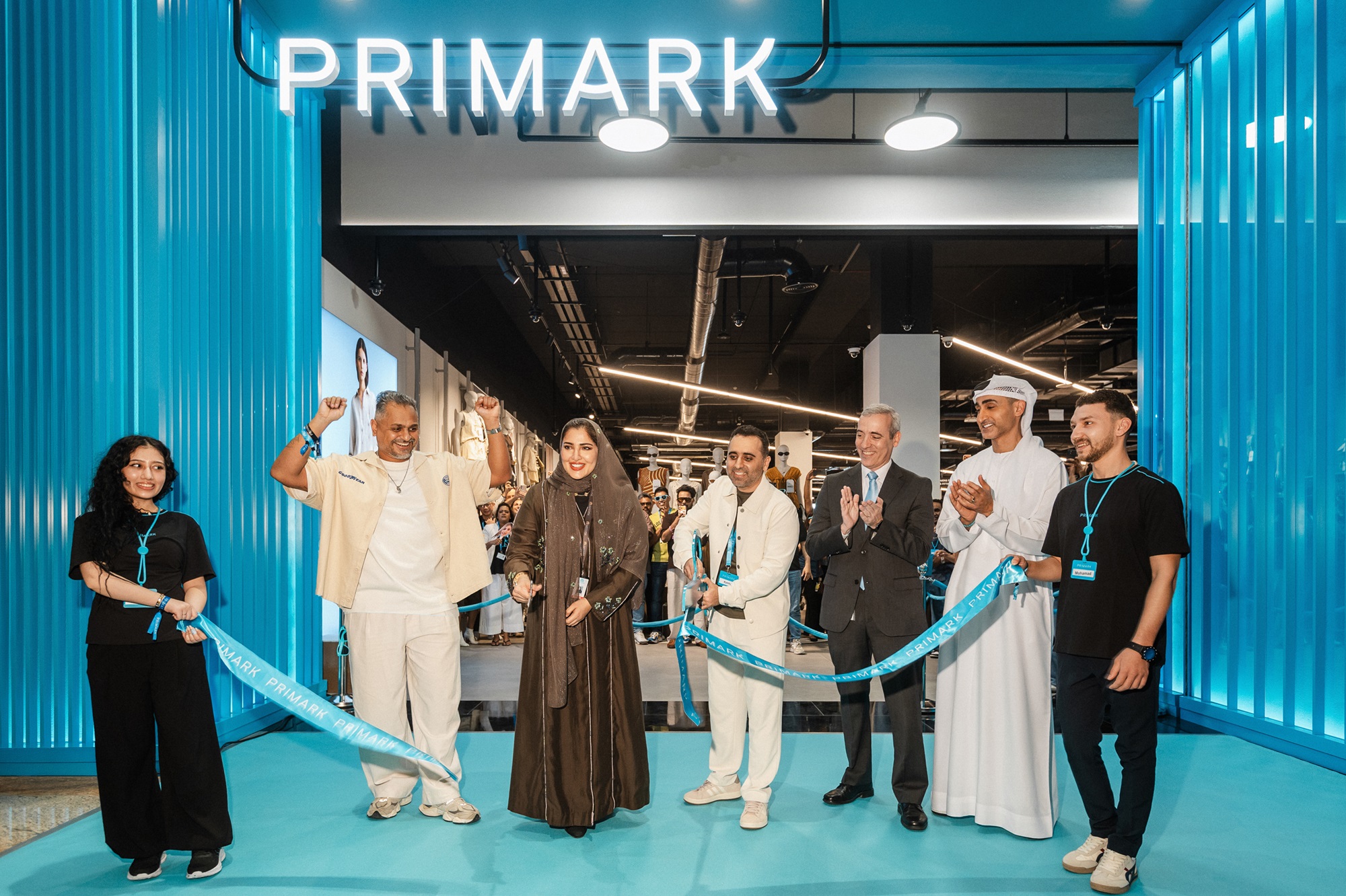 001 Ribbon Cutting - G.Pindoria, H.Almamzi, M.Kamha, A.Melo, M.Arayqat